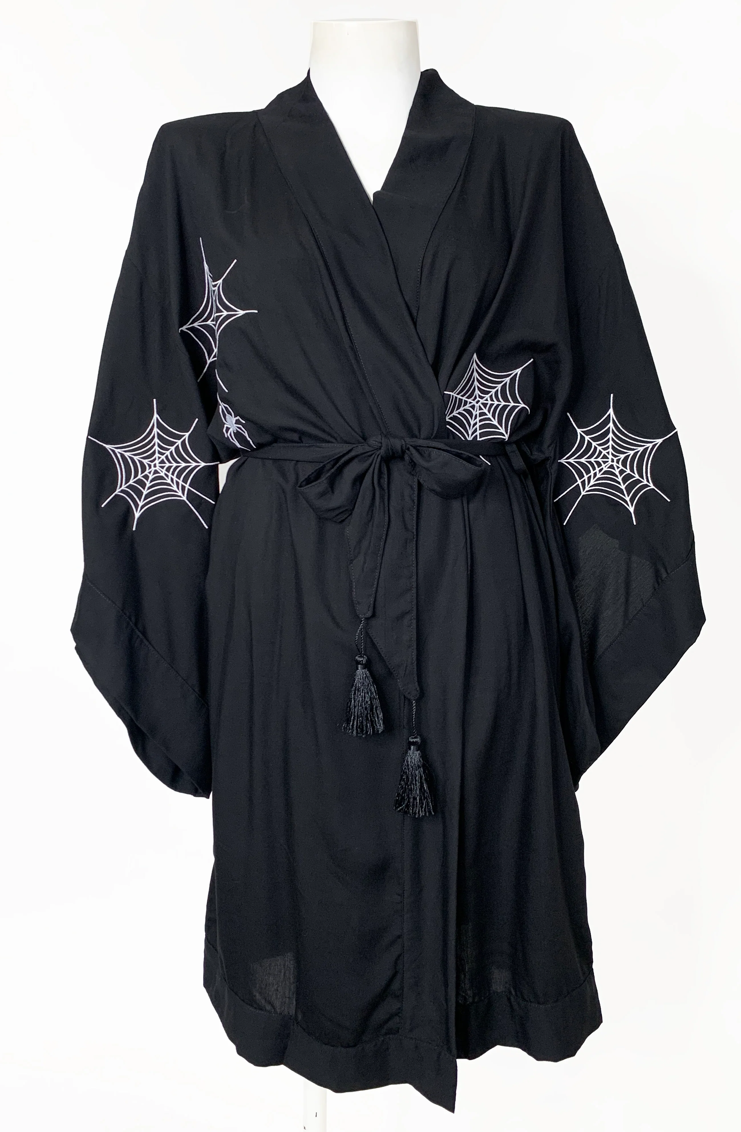 Dark Web Vintage Gown - Curvy - Image 5