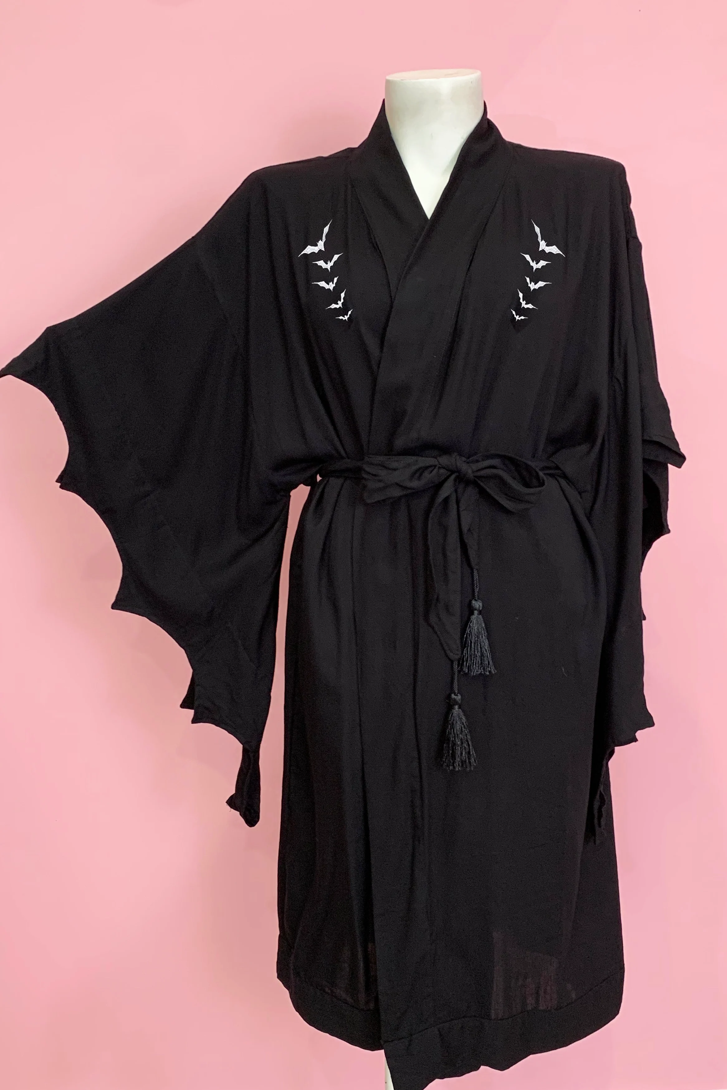 Nightfall Black Bat Vintage Gown - Curvy - Image 5